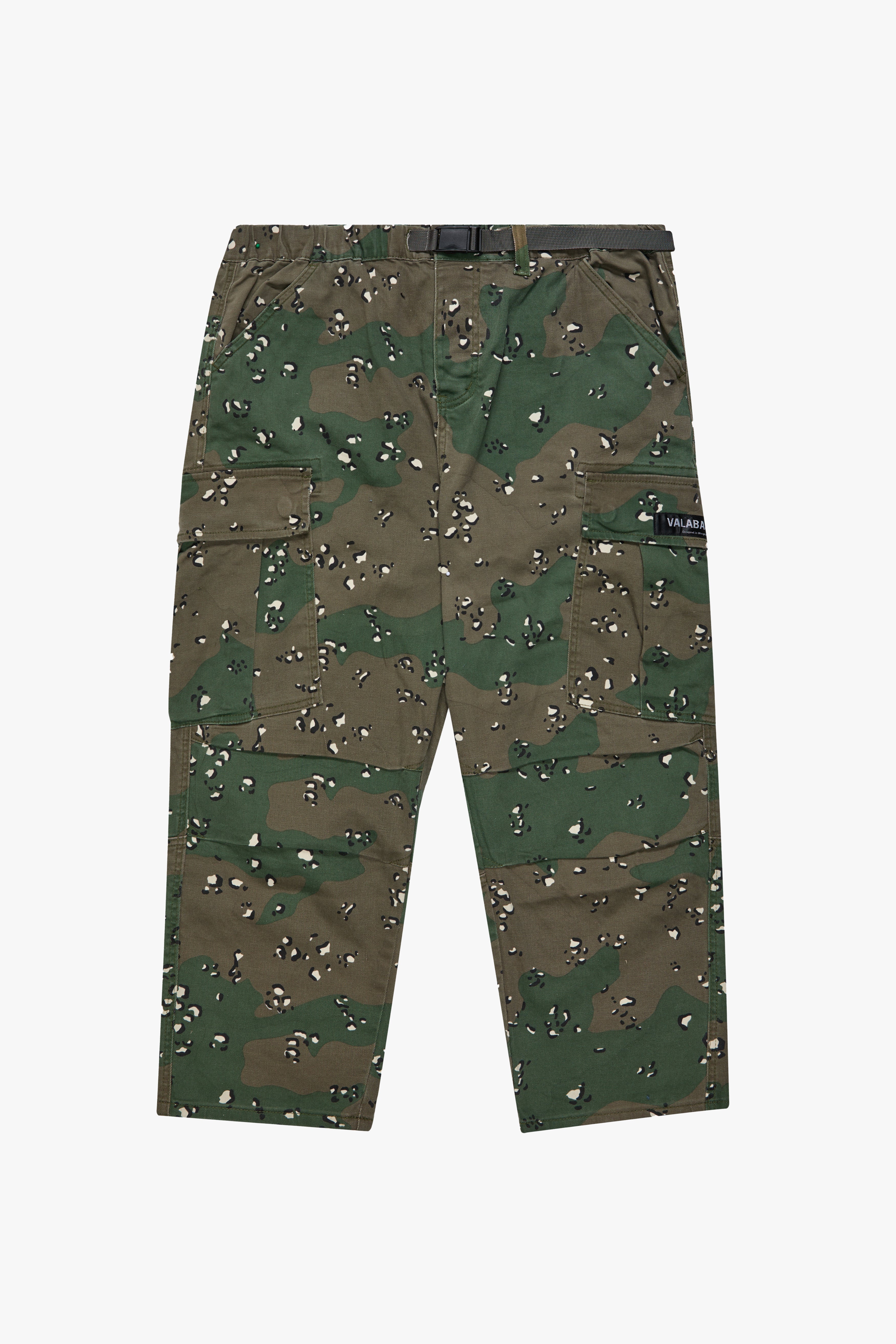 "BAKI" CAMO TAPERED JEAN